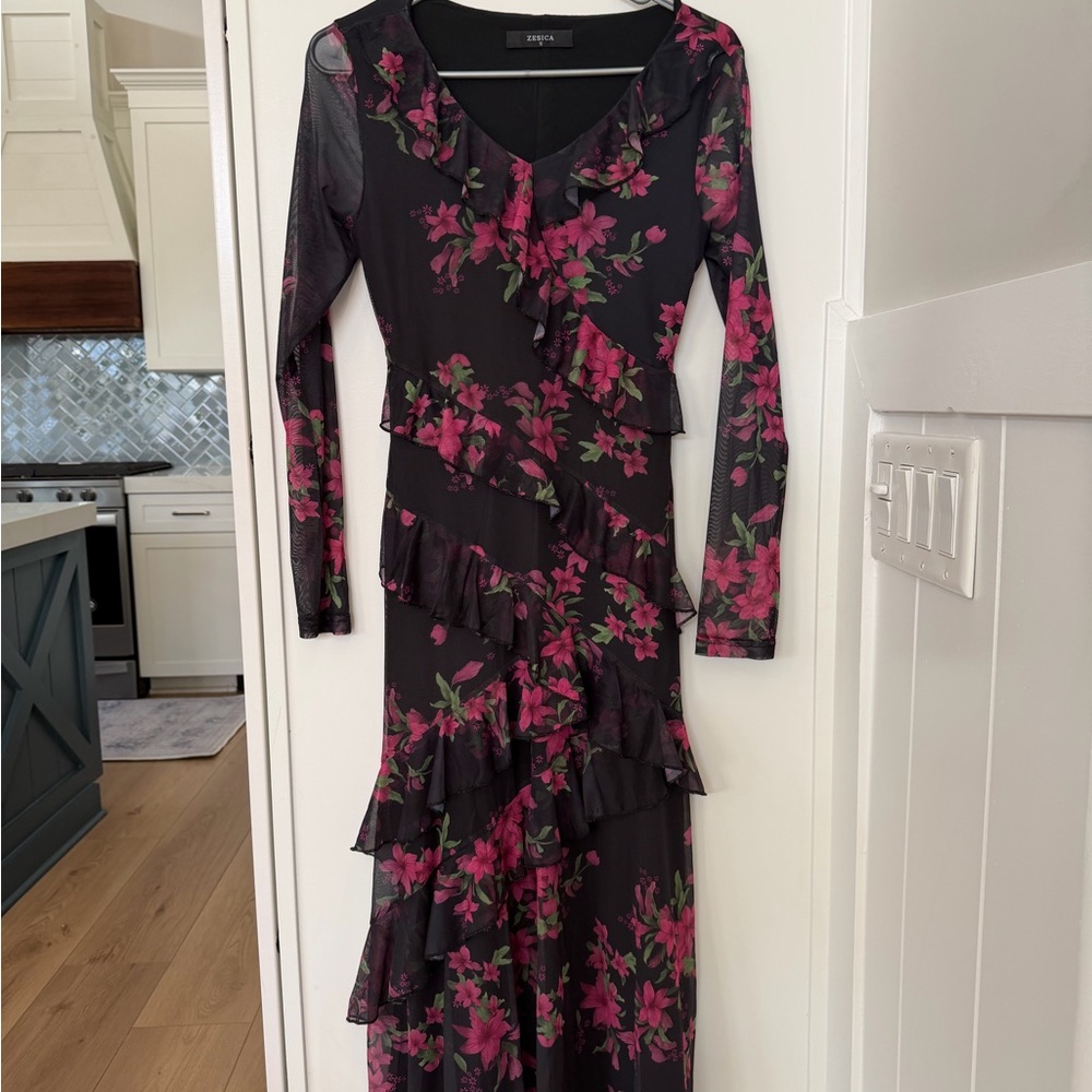 Elegant Floral Long Sleeve Dress